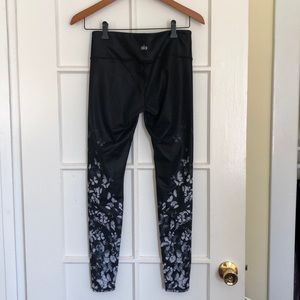 Alo butterfly yoga pants